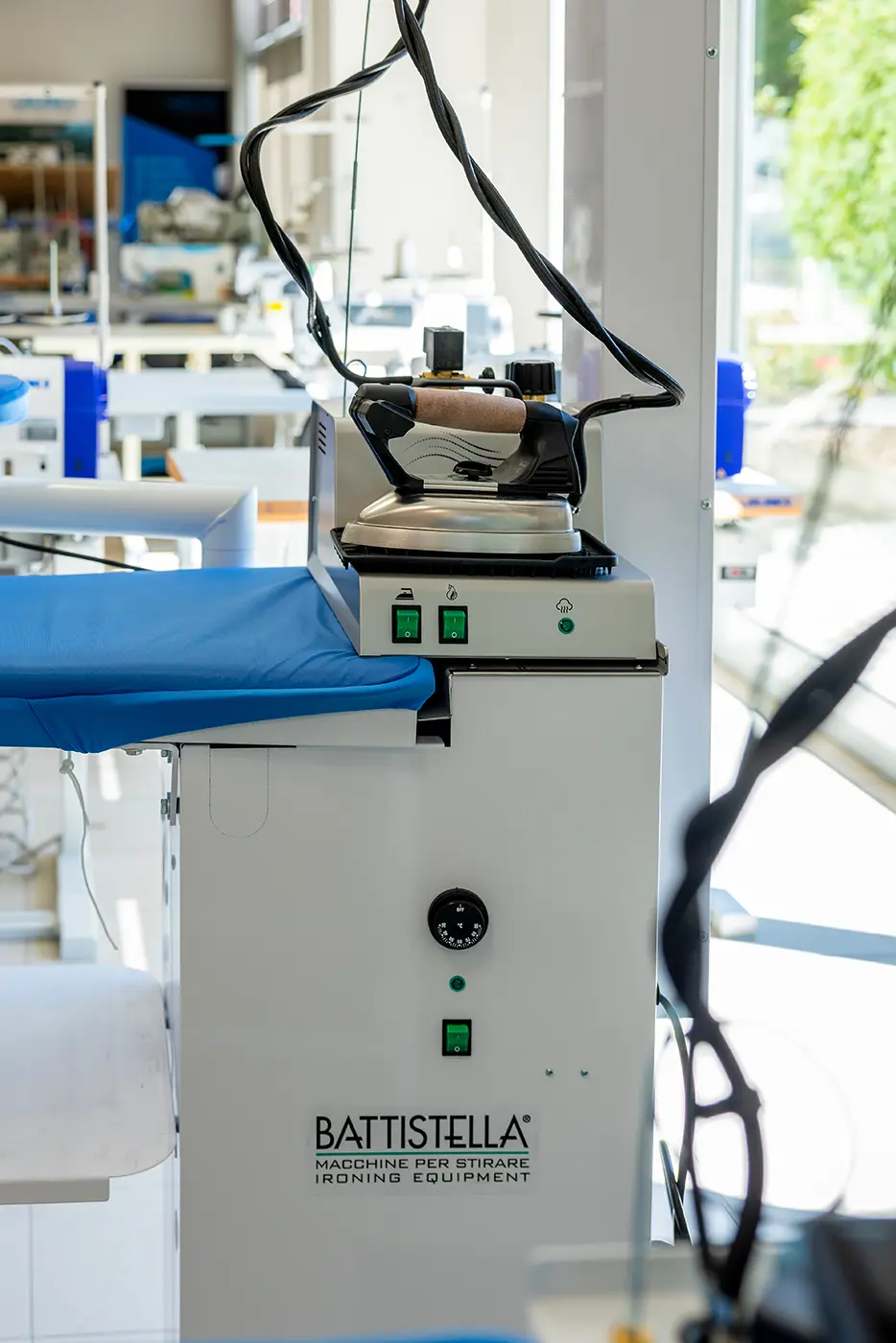 Macchine per stiro industriali