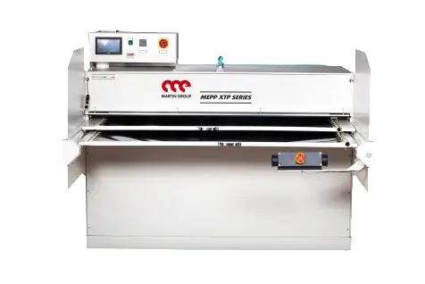 Flatbed fusing machine for leather goods and footwear